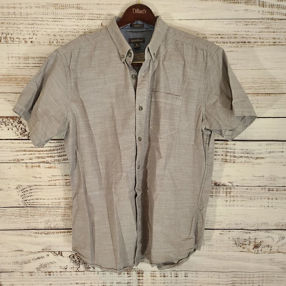 228 - Eddie Bauer, Classic Fit, L Short Sleeved Shirt - like new